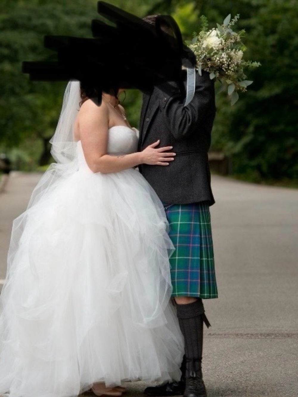 Vera Wang White Strapless Tulle Ball Gown